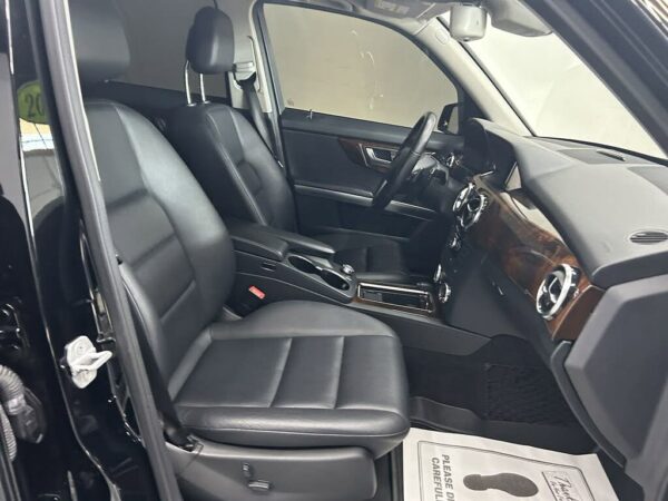 2013 Mercedes-Benz GLK-Class GLK 350 4MATIC - Image 27