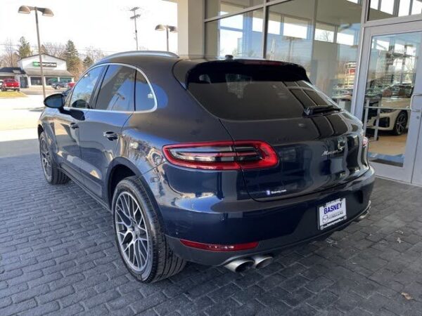 2018 Porsche Macan S AWD - Image 15