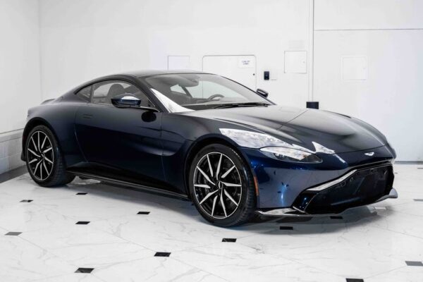 2020 Aston Martin Vantage RWD - Image 20