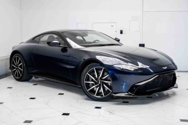 2020 Aston Martin Vantage RWD - Image 32