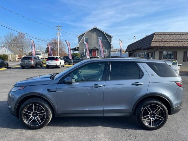 2020 Land Rover Discovery Sport P250 SE AWD - Image 11