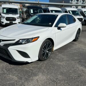 2020 Toyota Camry SE FWD