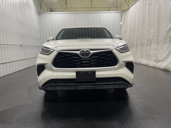 2020 Toyota Highlander L AWD - Image 18