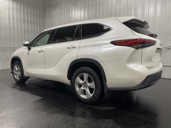 2020 Toyota Highlander L AWD - Image 27