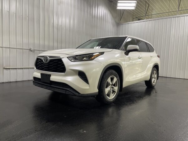 2020 Toyota Highlander L AWD - Image 32