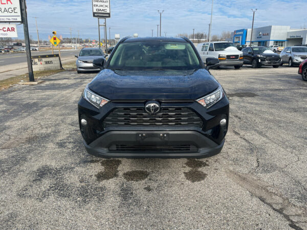 2020 Toyota RAV4 XLE AWD - Image 11