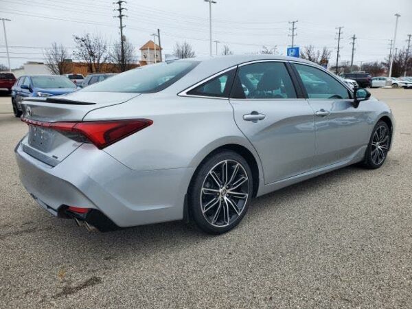 2021 Toyota Avalon XSE Nightshade FWD - Image 8