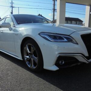 2018 TOYOTA CROWN HYBRID