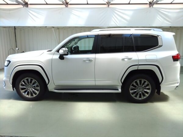 2022 TOYOTA LAND CRUISER - Image 7