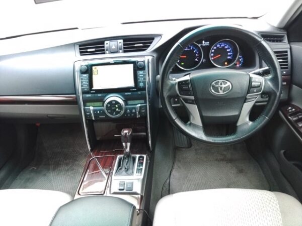 2010 TOYOTA MARK X - Image 16