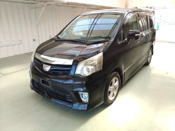 2010 TOYOTA NOAH - Image 9